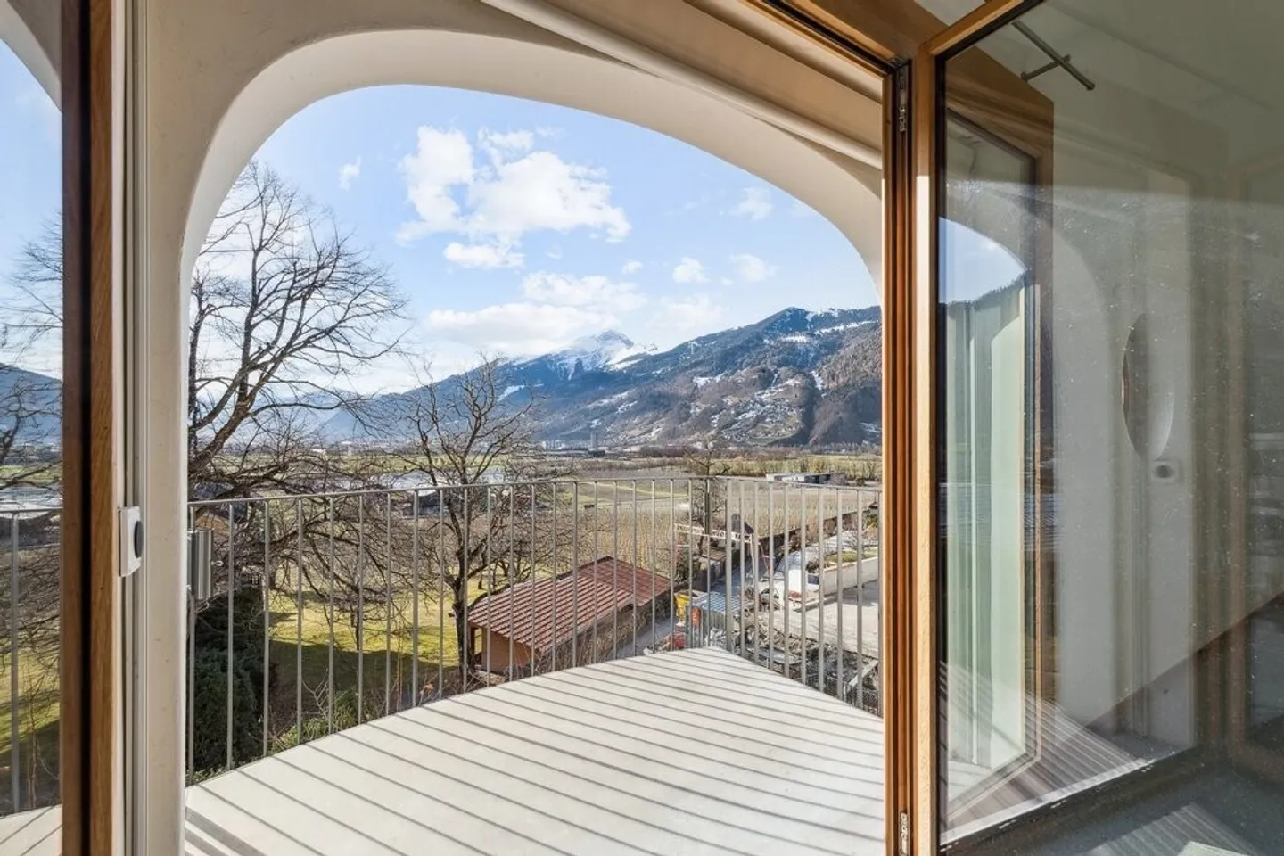 Appartamento moderno in mezzo ai vigneti - Foto 2 di 11