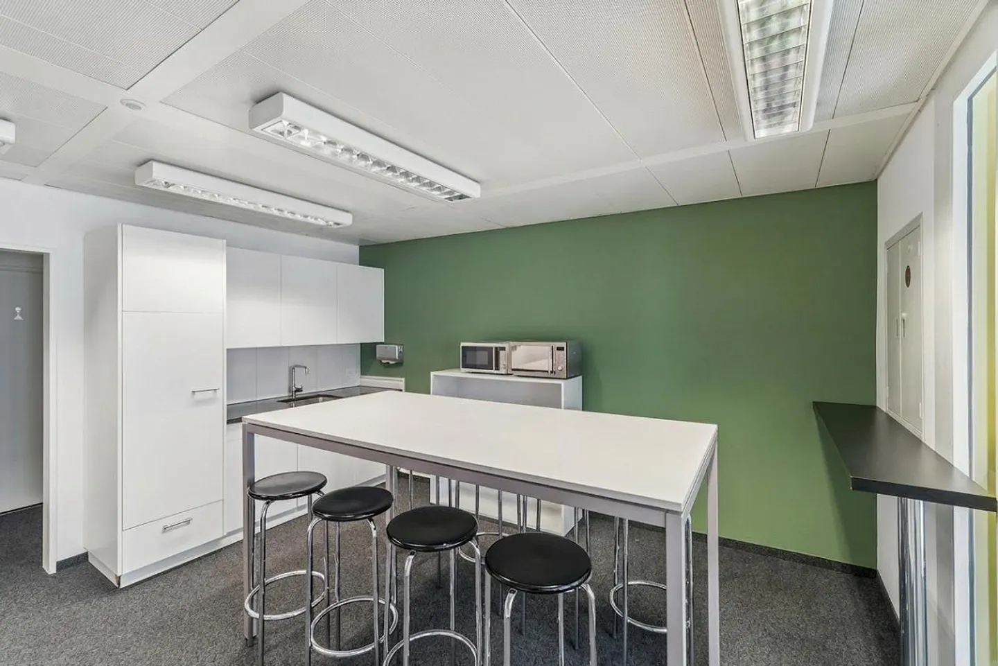 Ufficio di 420 m² vicino al lago! - Foto 7 di 13