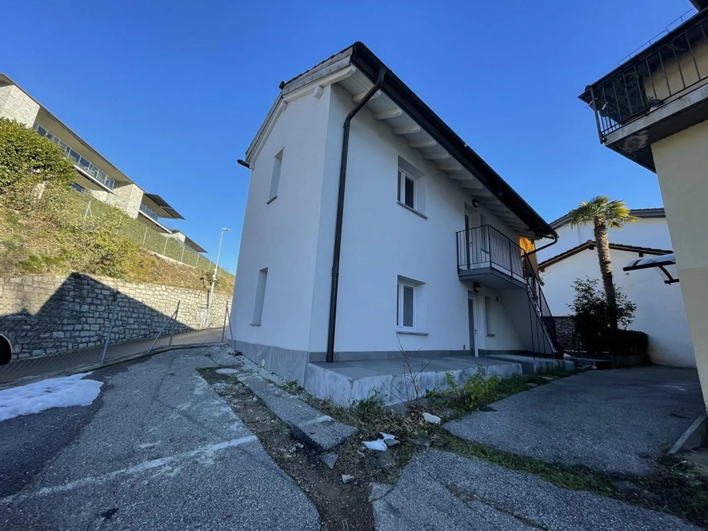 Splendido monolocale in una casa bifamiliare - Foto 1 di 12