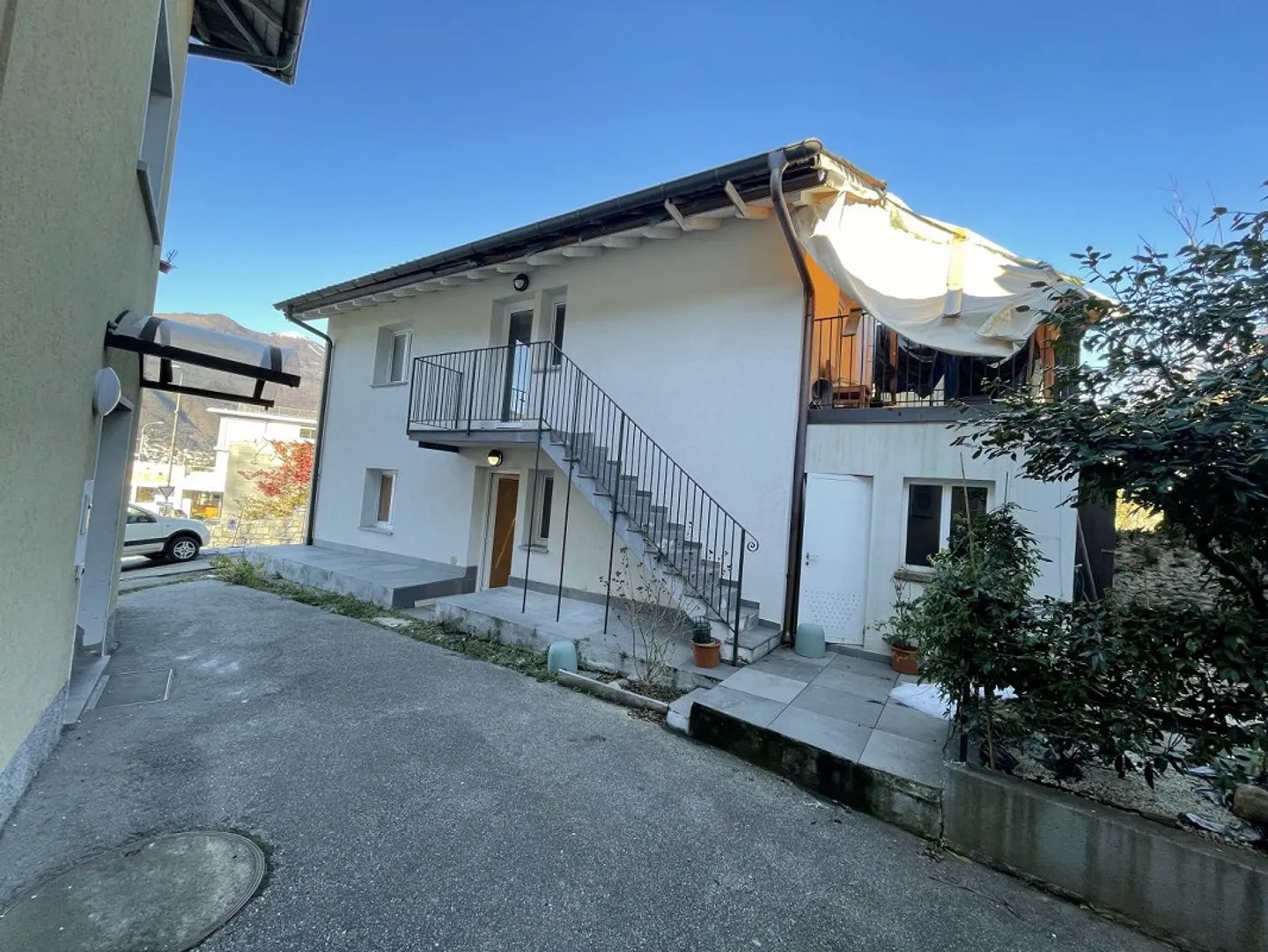 Splendido monolocale in una casa bifamiliare - Foto 2 di 12