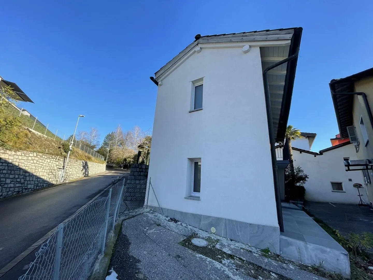 Splendido monolocale in una casa bifamiliare - Foto 3 di 12