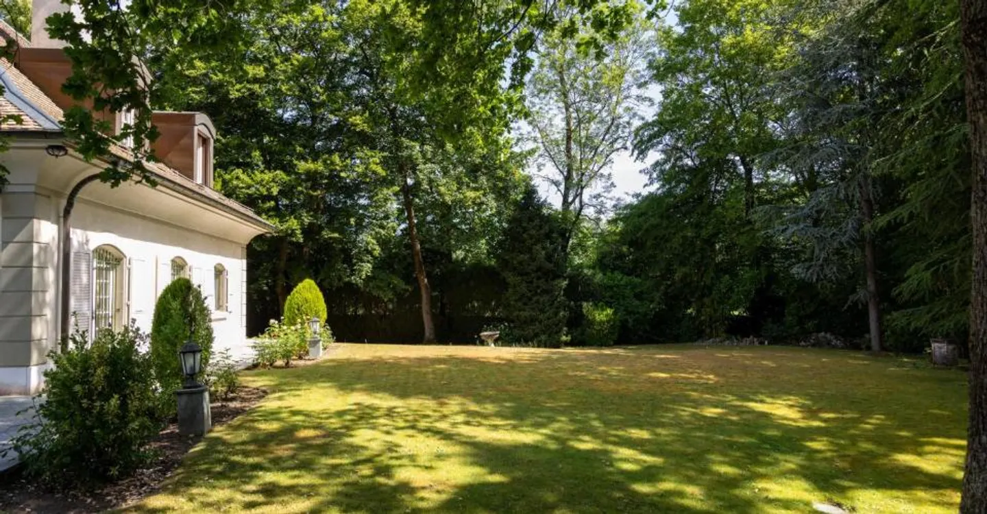 Maison de Maître - l'intimité d'un grand jardin verdoyant. - Foto 5 von 10