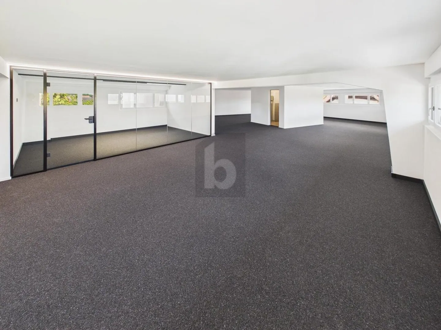 MODERNE, PRATIQUE ET BIEN ACCESSIBLE - Photo 1 sur 5