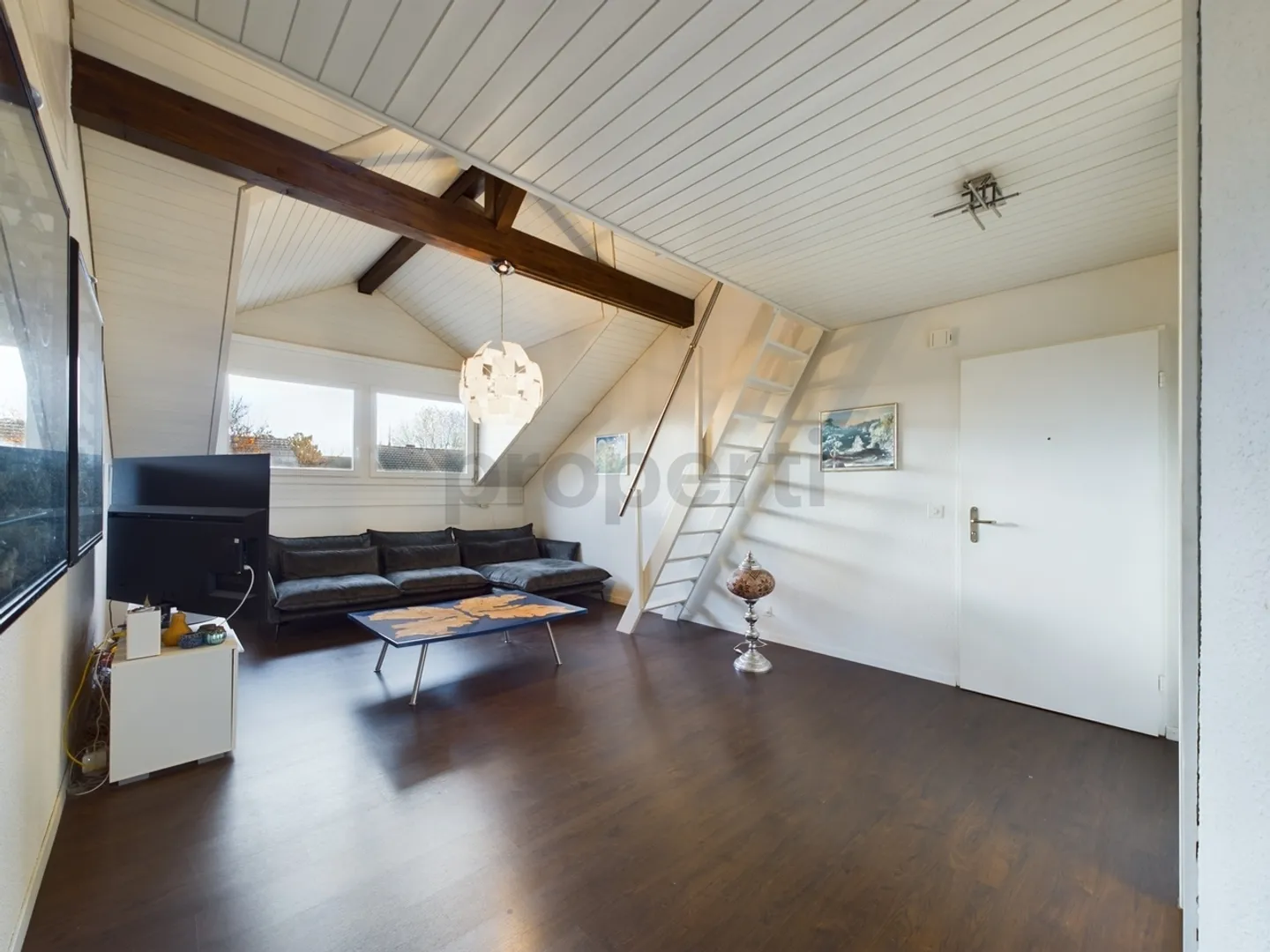 Appartement élégant de 4,5 pièces à Fraubrunnen - Photo 2 sur 10