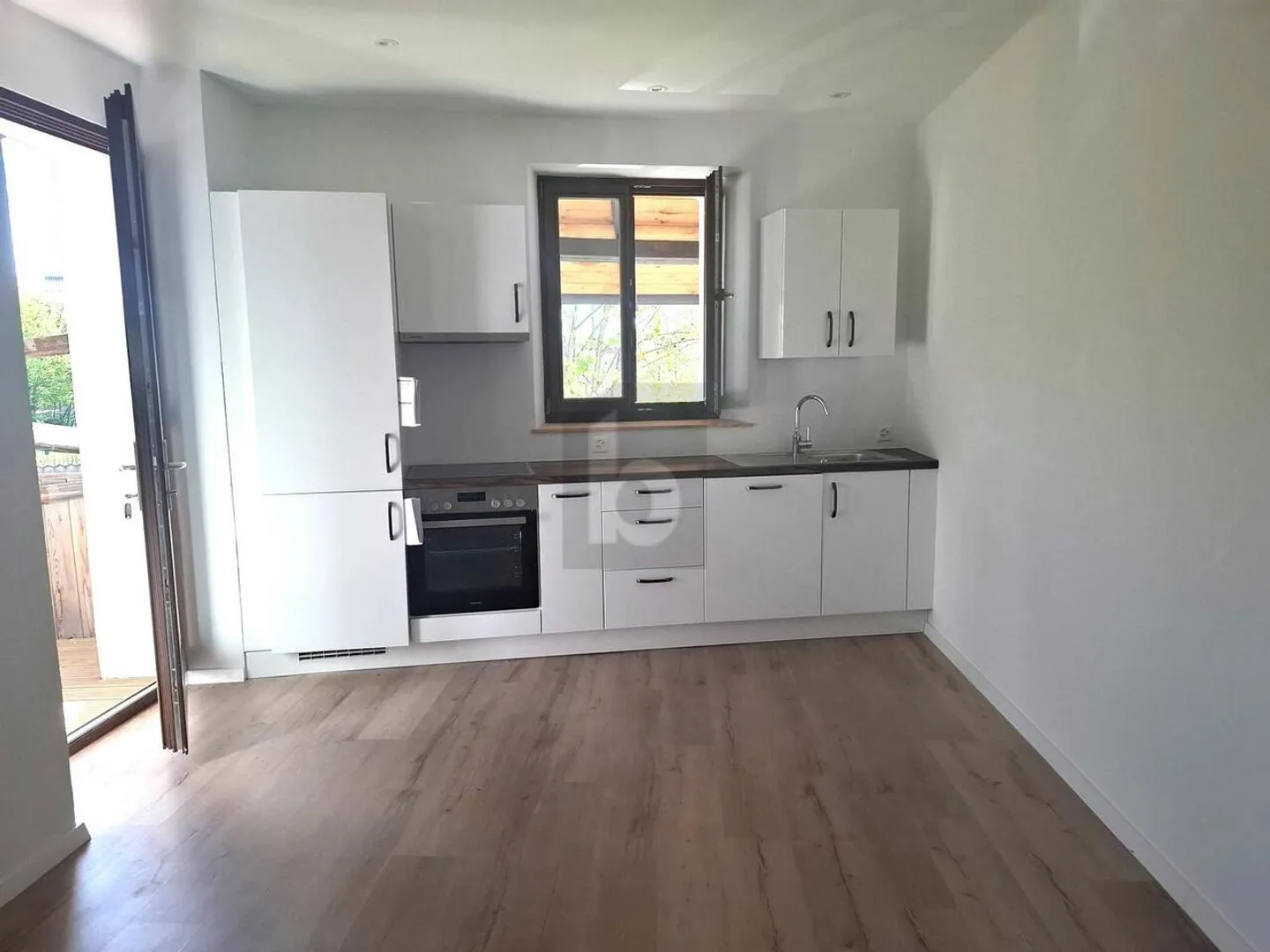 COSY, MODERNO - Foto 2 di 6