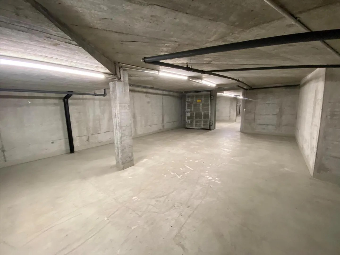 «Alle Wege führen nach Regensdorf - Lagerflächen ab 50m2» - Foto 5 von 5