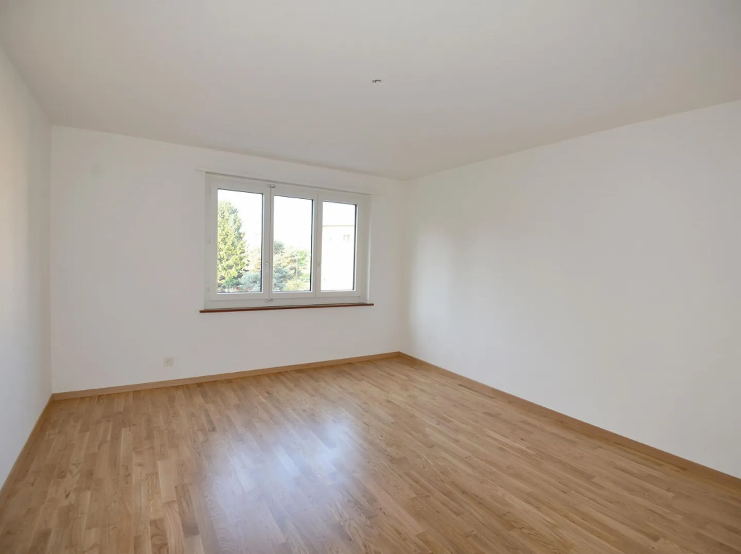Cozy Living in a Well-Maintained Property - Photo 3 of 5