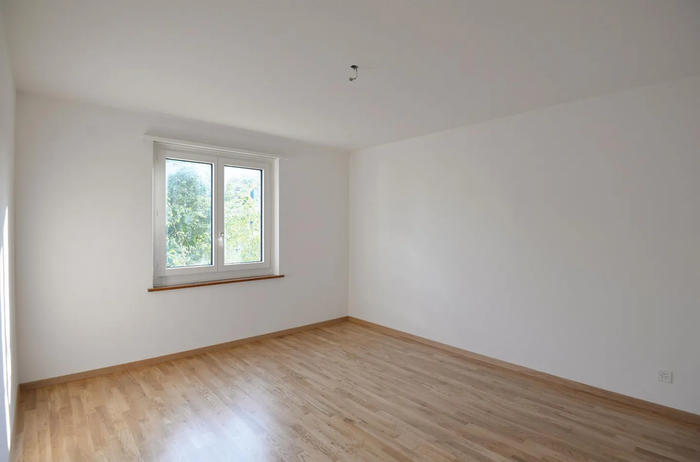 Cozy Living in a Well-Maintained Property - Photo 4 of 5