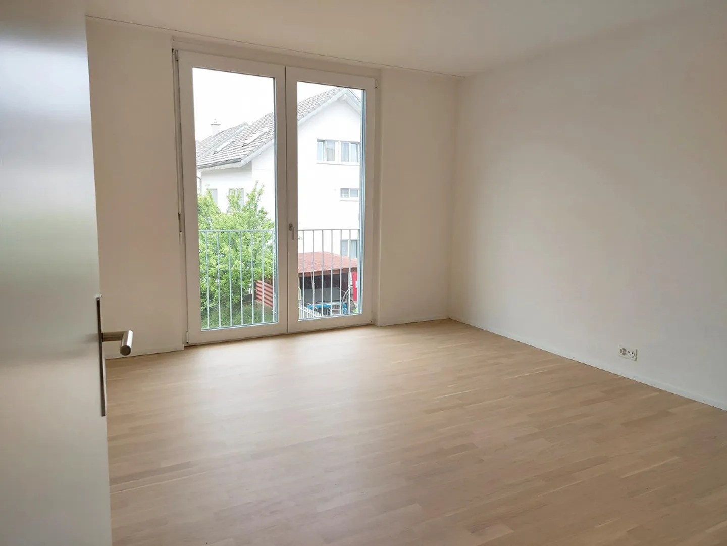 Appartamento moderno di 3,5 stanze con terrazza sul tetto - Foto 8 di 8