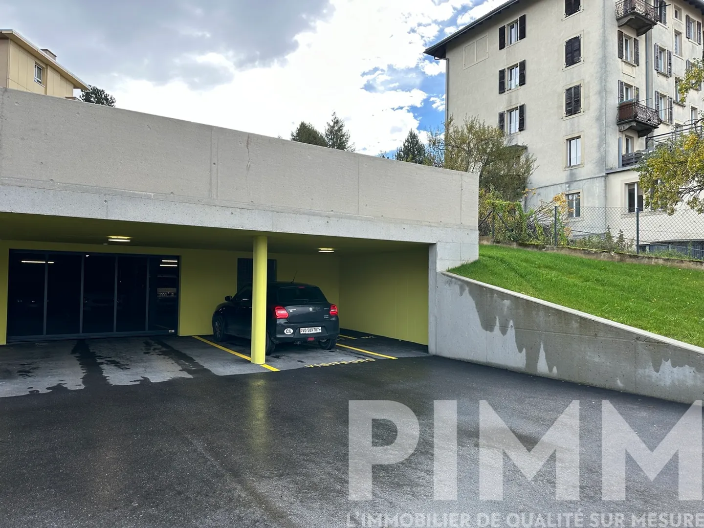 PARCHEGGIA LA TUA MOTO! - Foto 4 di 4