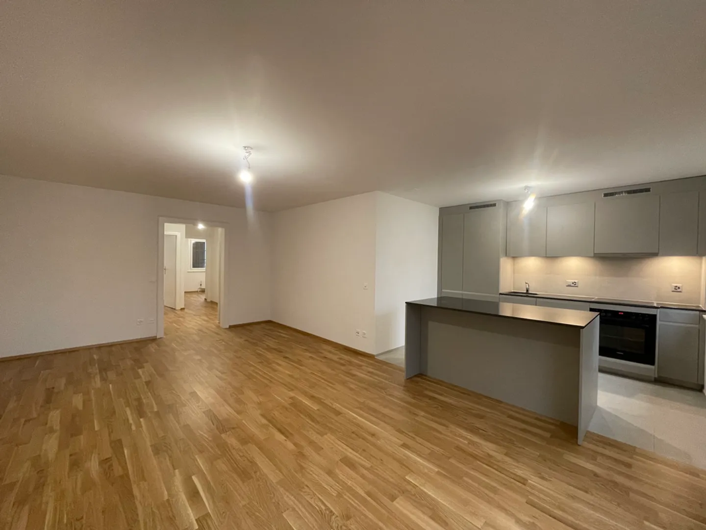 Appartamento 3 locali - Foto 3 di 9