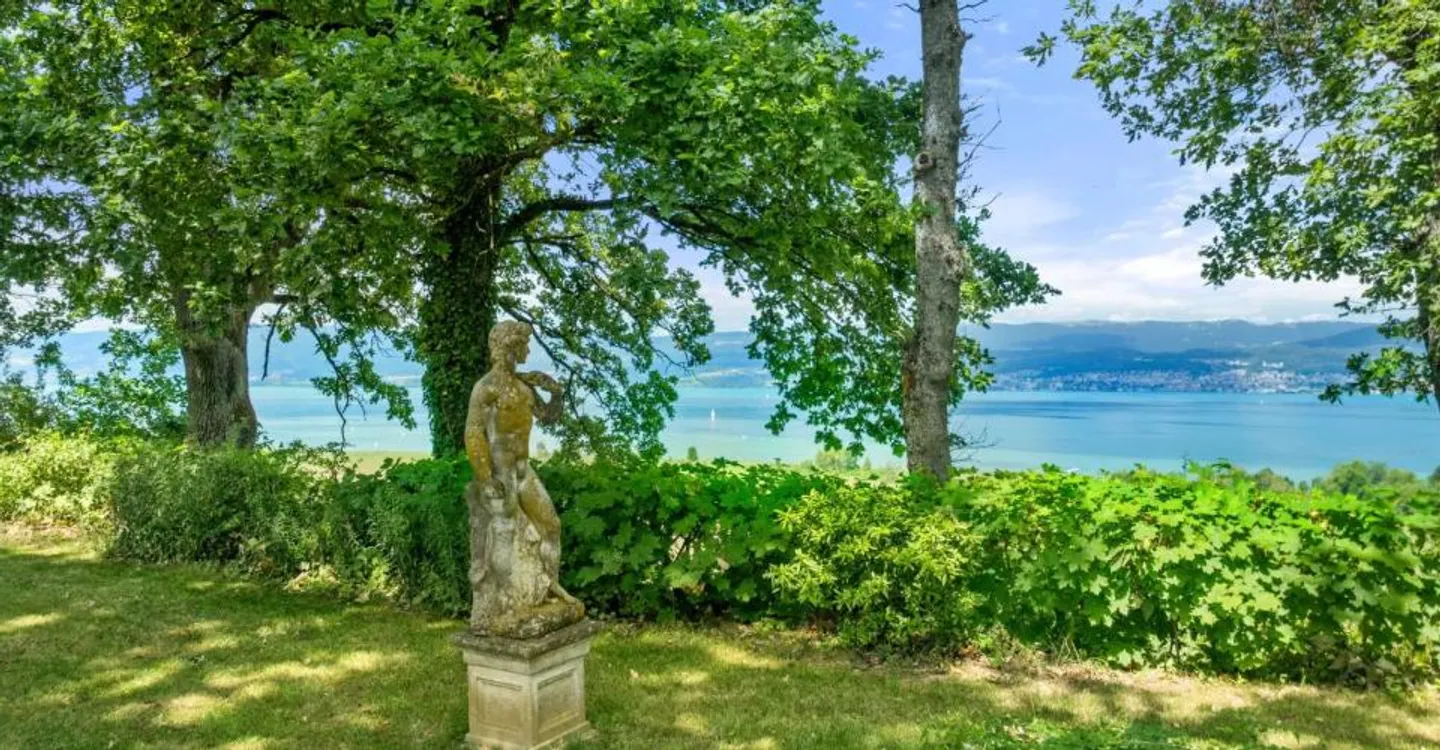 Atemberaubende Panoramaaussicht, außergewöhnliche Lage - Foto 2 von 13