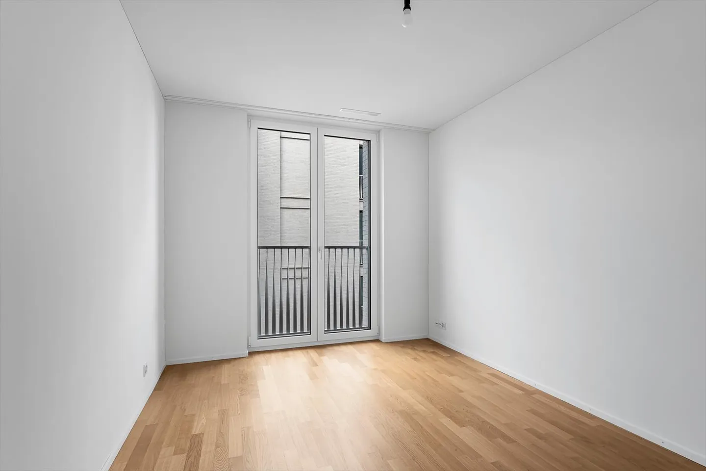 IN THE CASTING - Living with a Sense of Home - Photo 6 of 8