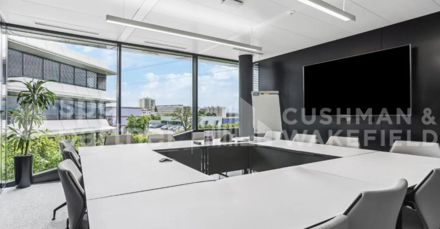 CRASSIER 3 Plug & Play Offices in a prestigious building in Terre Bonne Nyon - Photo 9 of 13