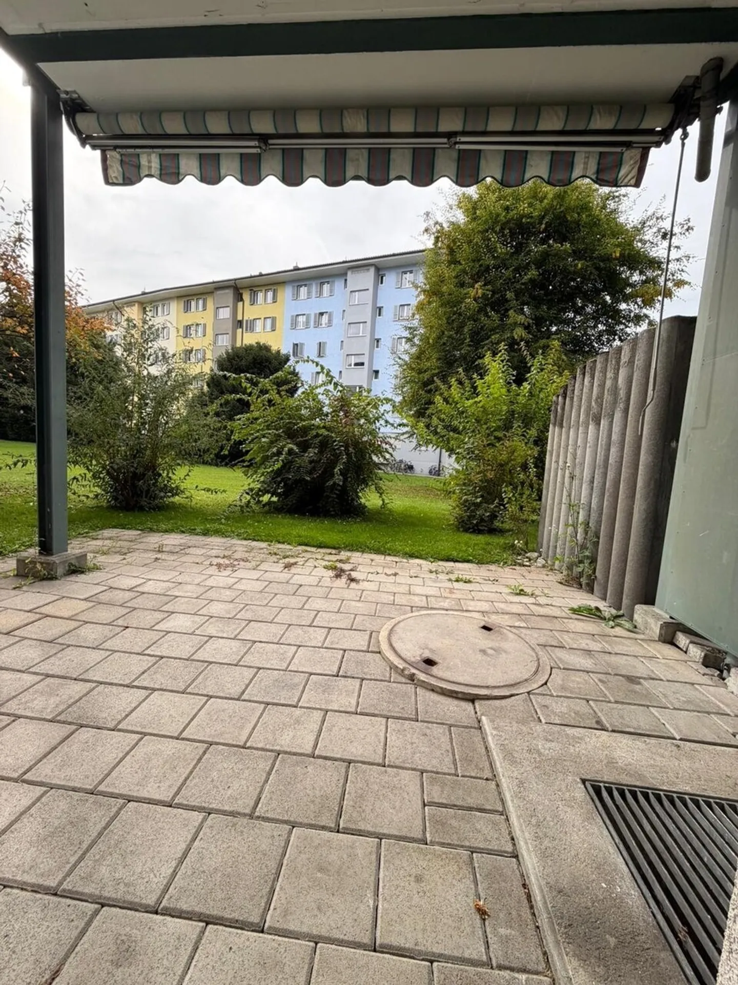 Appartamento attraente di 3,5 stanze con terrazza - Foto 4 di 8