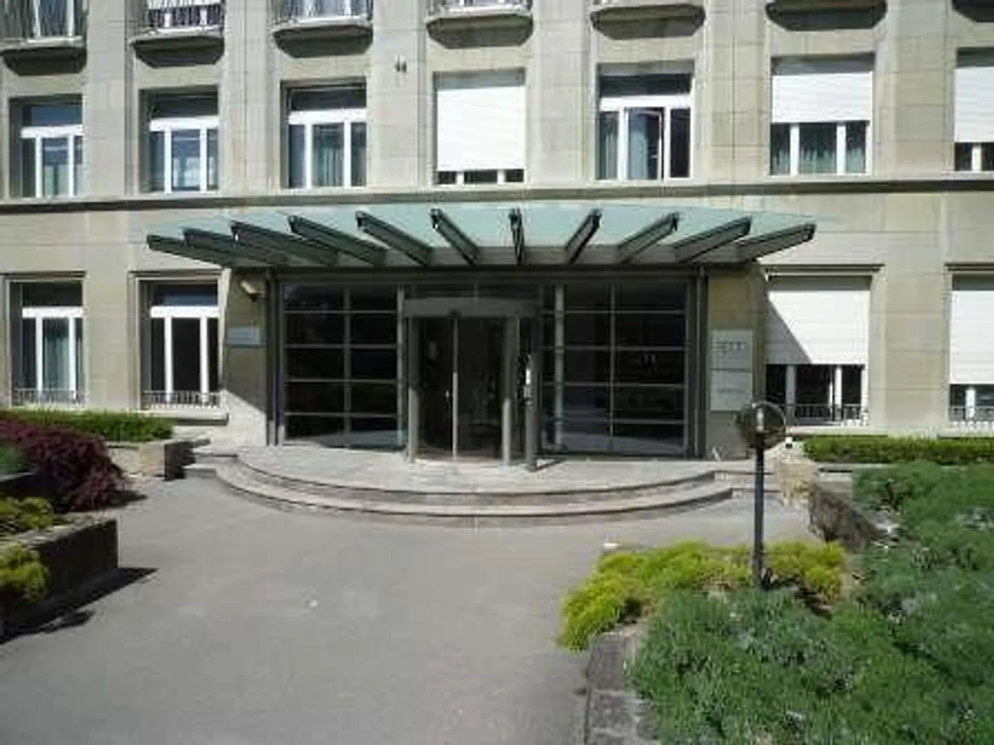 Espace de Bureau Prestigieux - Photo 2 sur 7