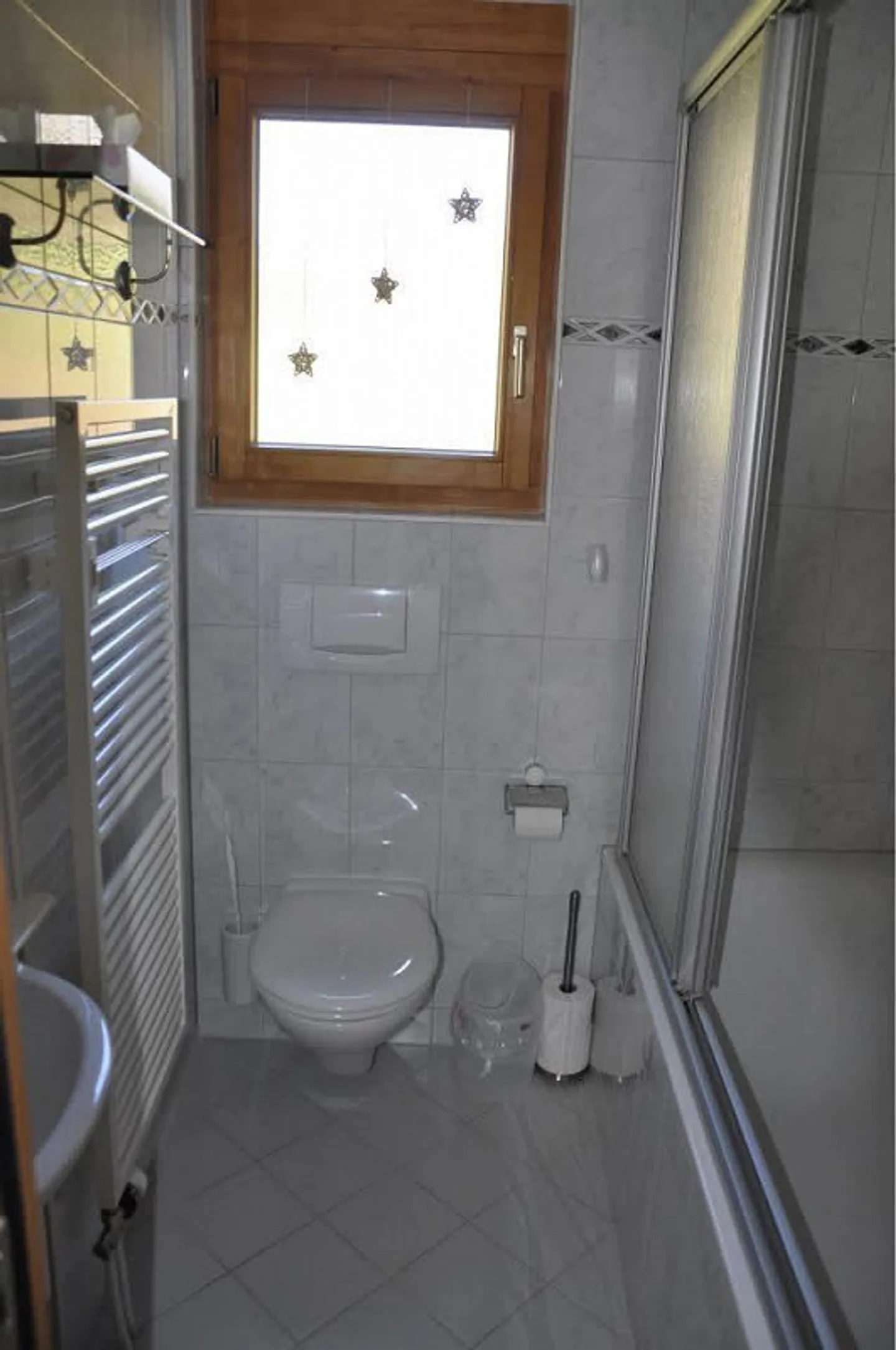 Furnished 2 1/2 room apartment - Photo 8 of 9