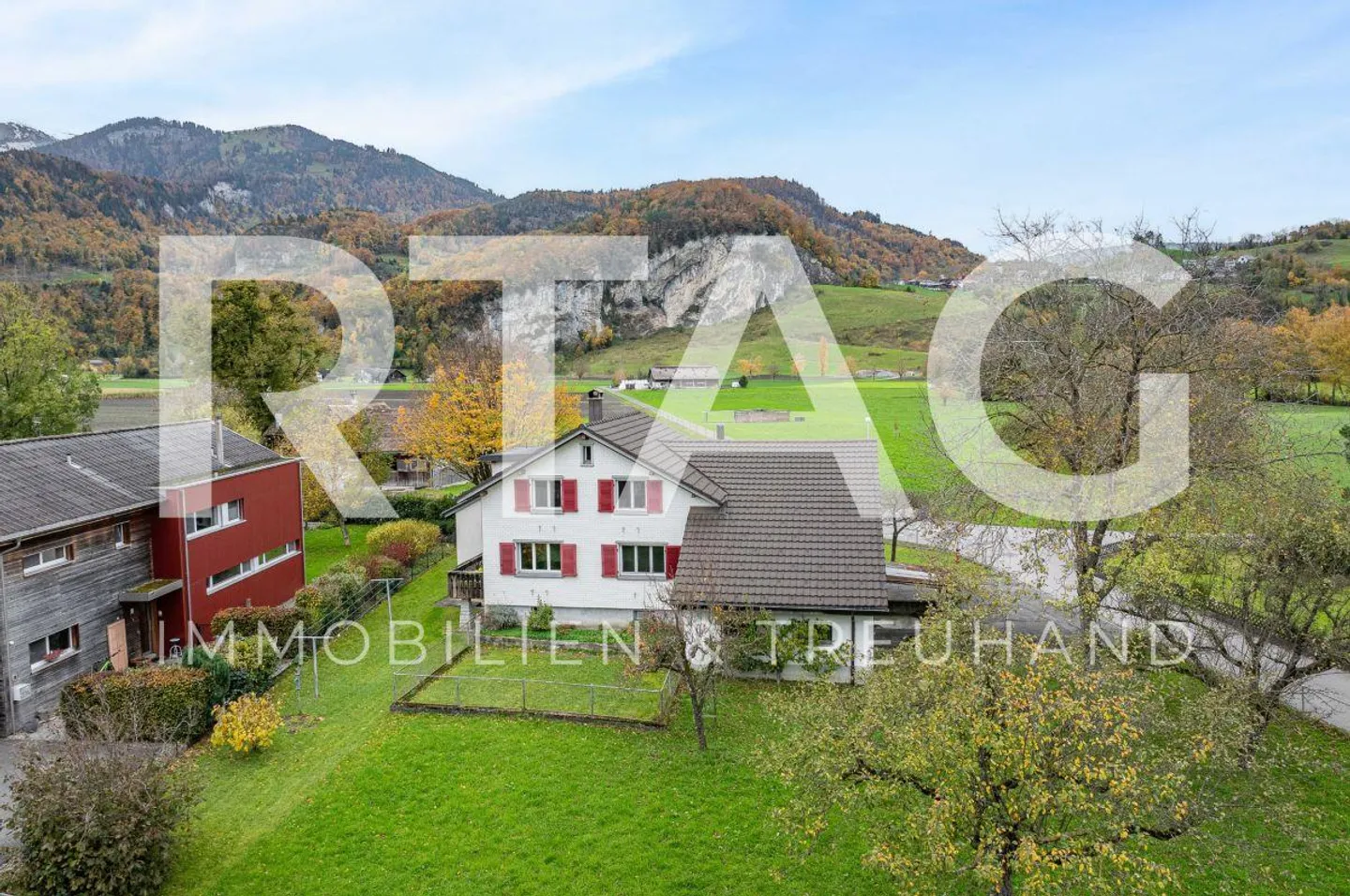 RESERVED | Single-family house - Photo 1 of 11