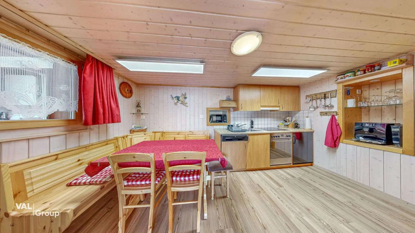 Furnished 4.5-room apartment in Guttet-Feschel - sunny, quiet and with a lot of comfort - Photo 5 of 13