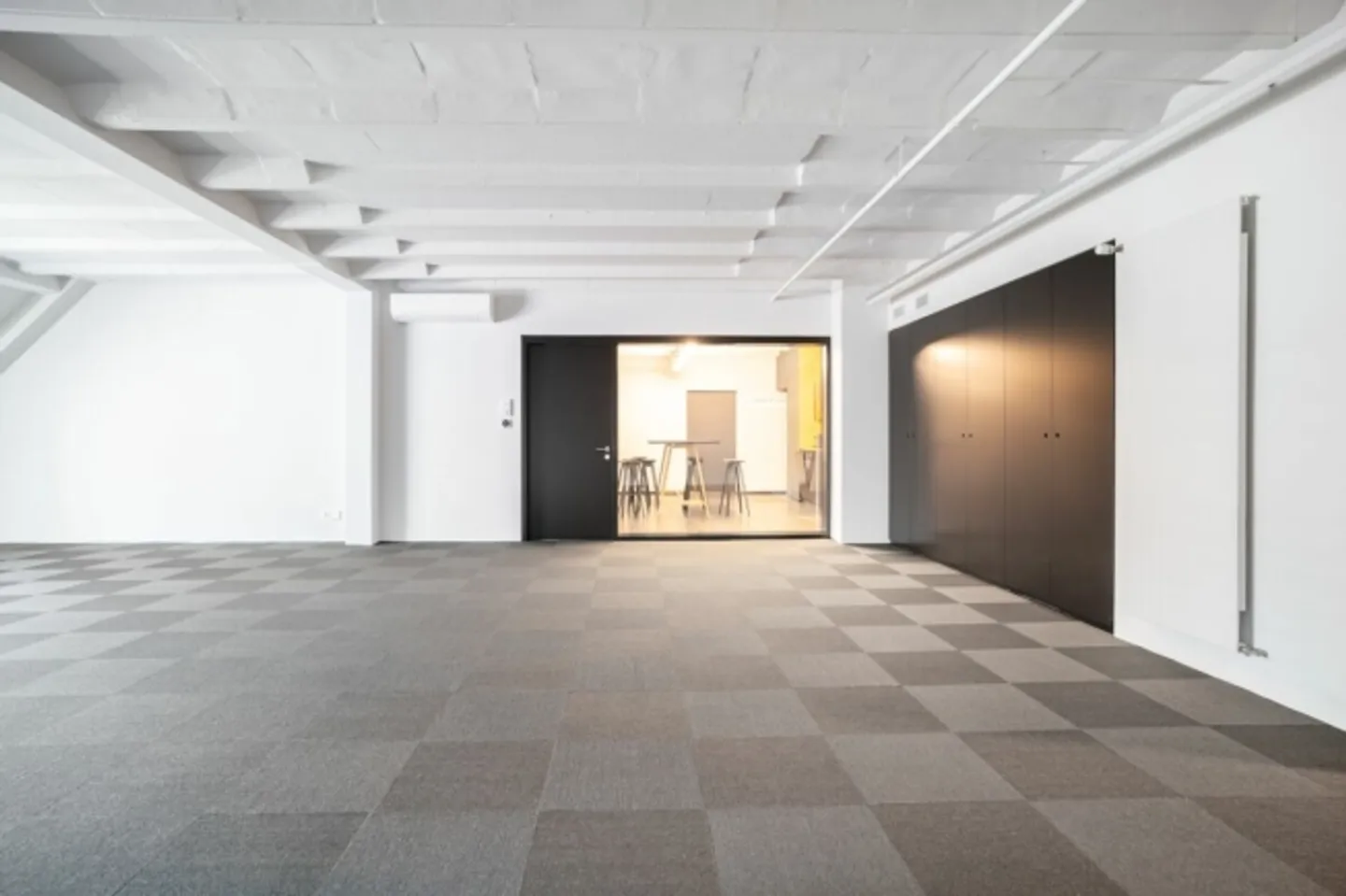 Einzigartiges Büro in historischem Gebäude - Foto 3 von 7