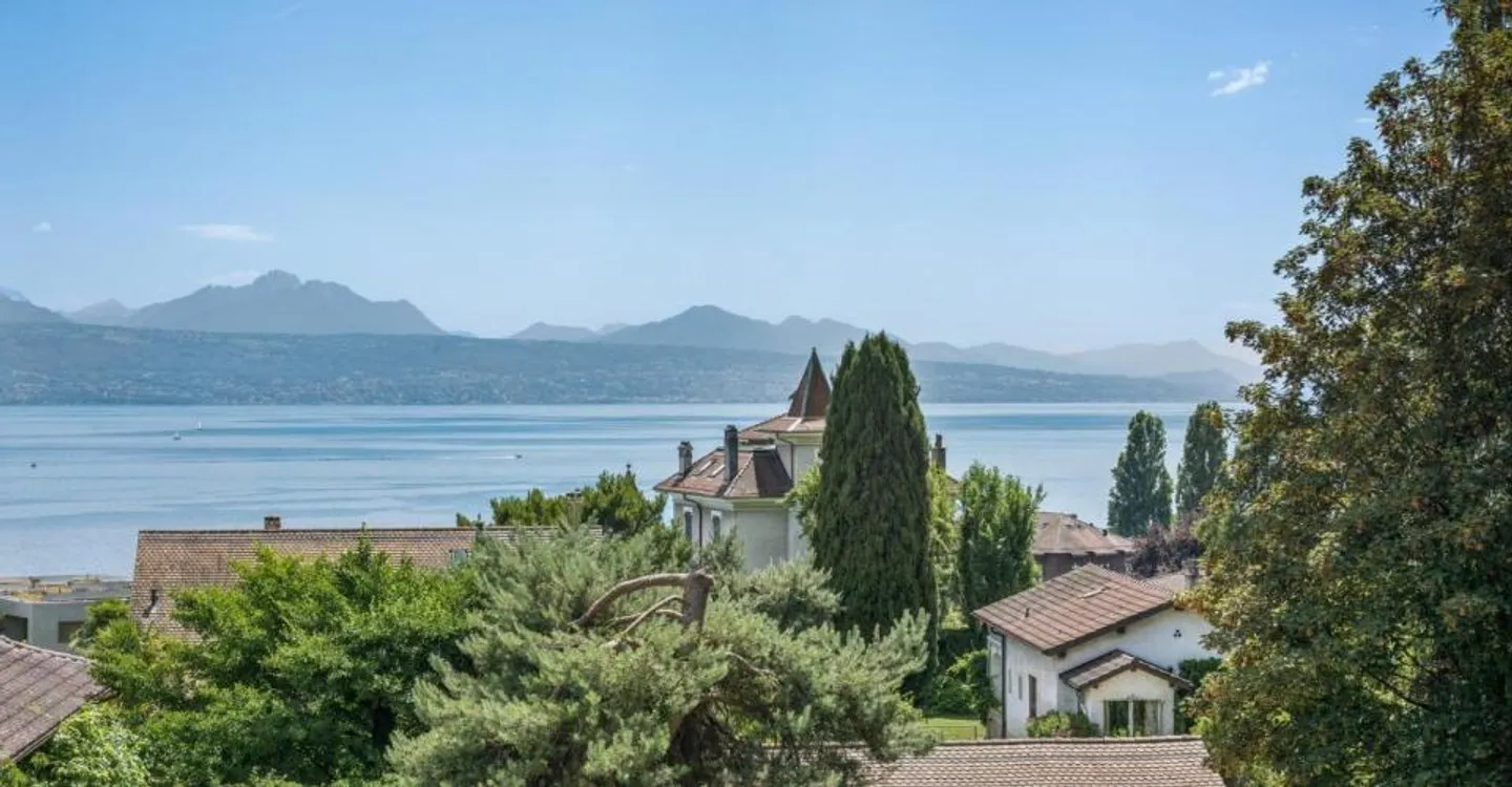 Charming Property between the Village of Pully and the Lake - Photo 1 of 12