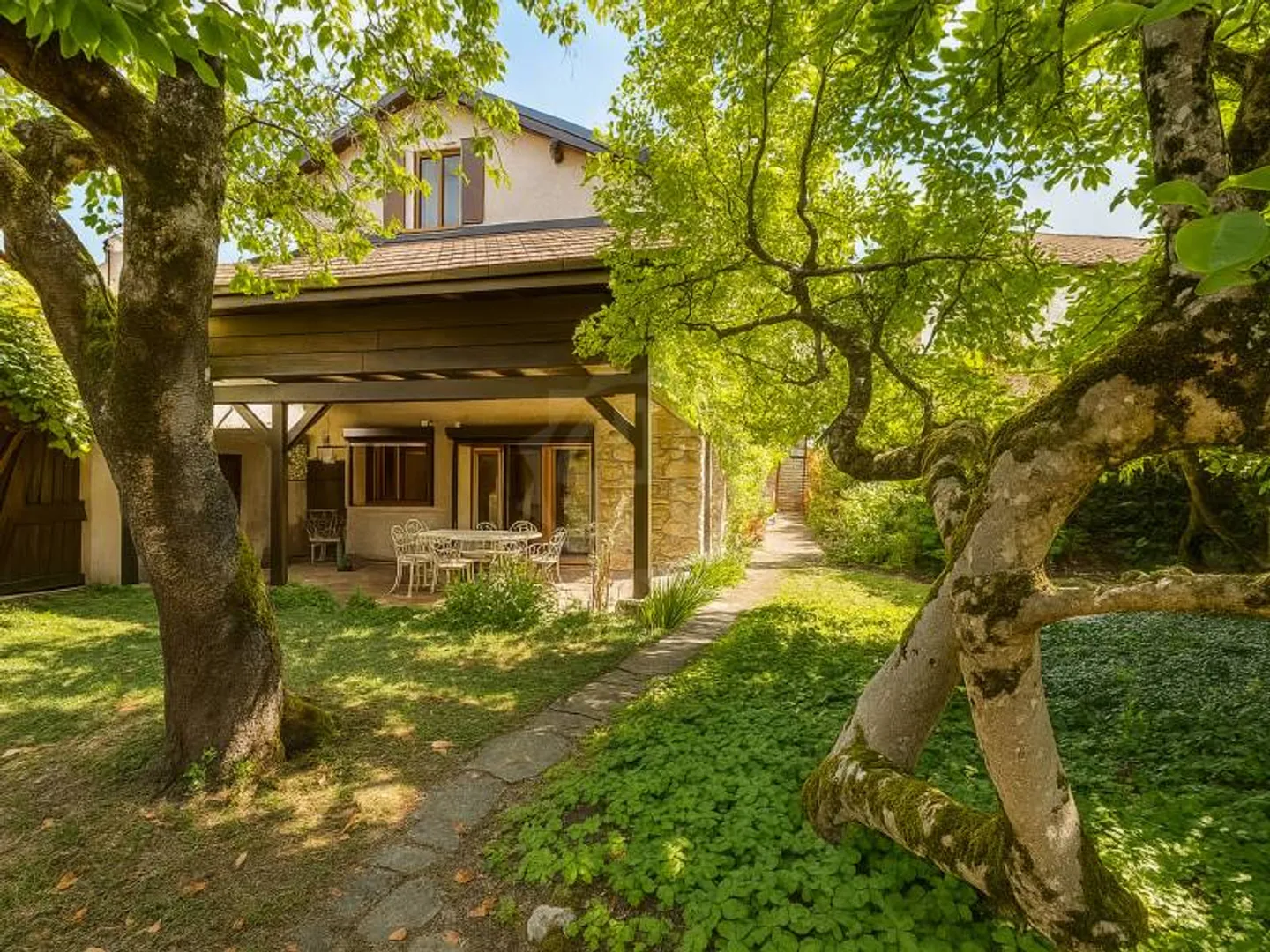 Bungalow Incantevole - Onex - Foto 2 di 12