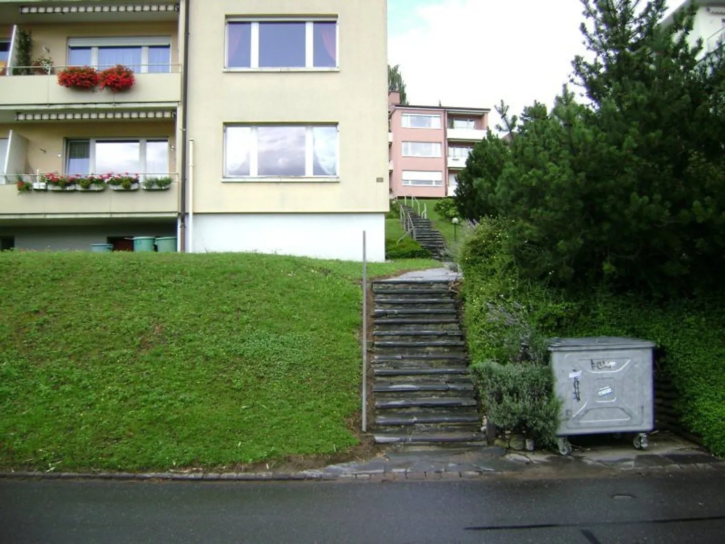 Appartamento in affitto - Foto 2 di 8