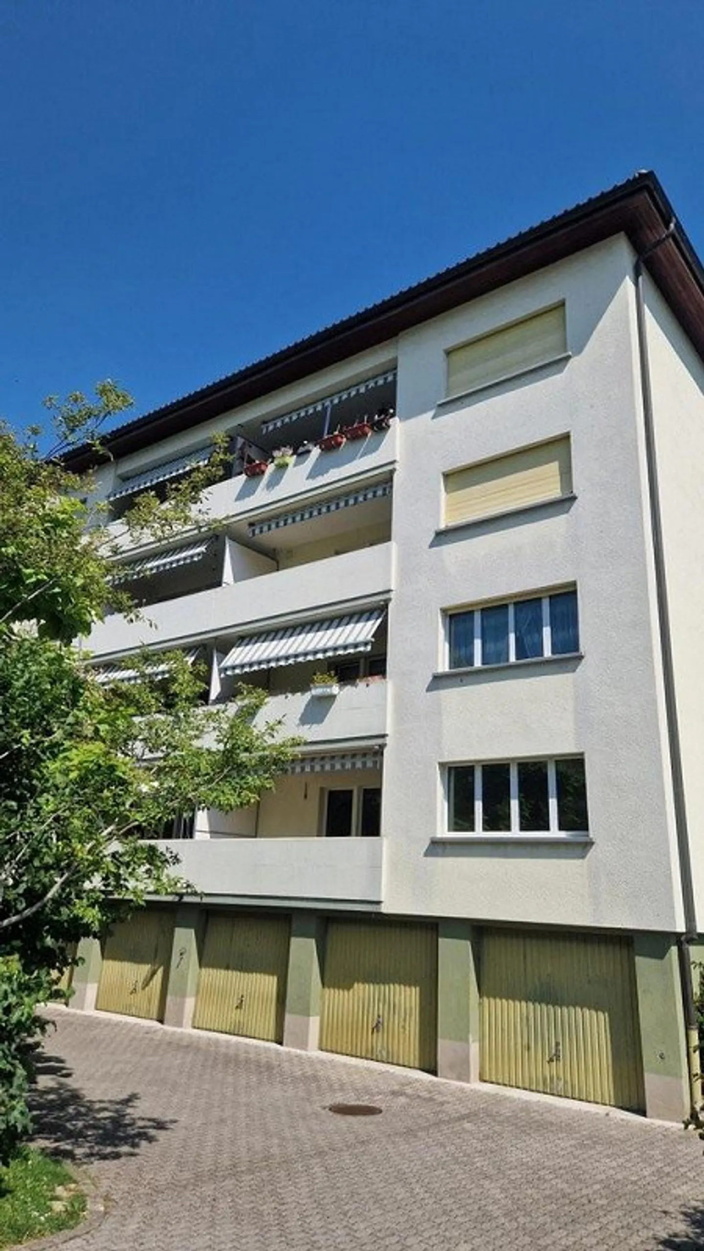 Accogliente appartamento di 3,5 stanze vicino al campo da tennis - Foto 1 di 7