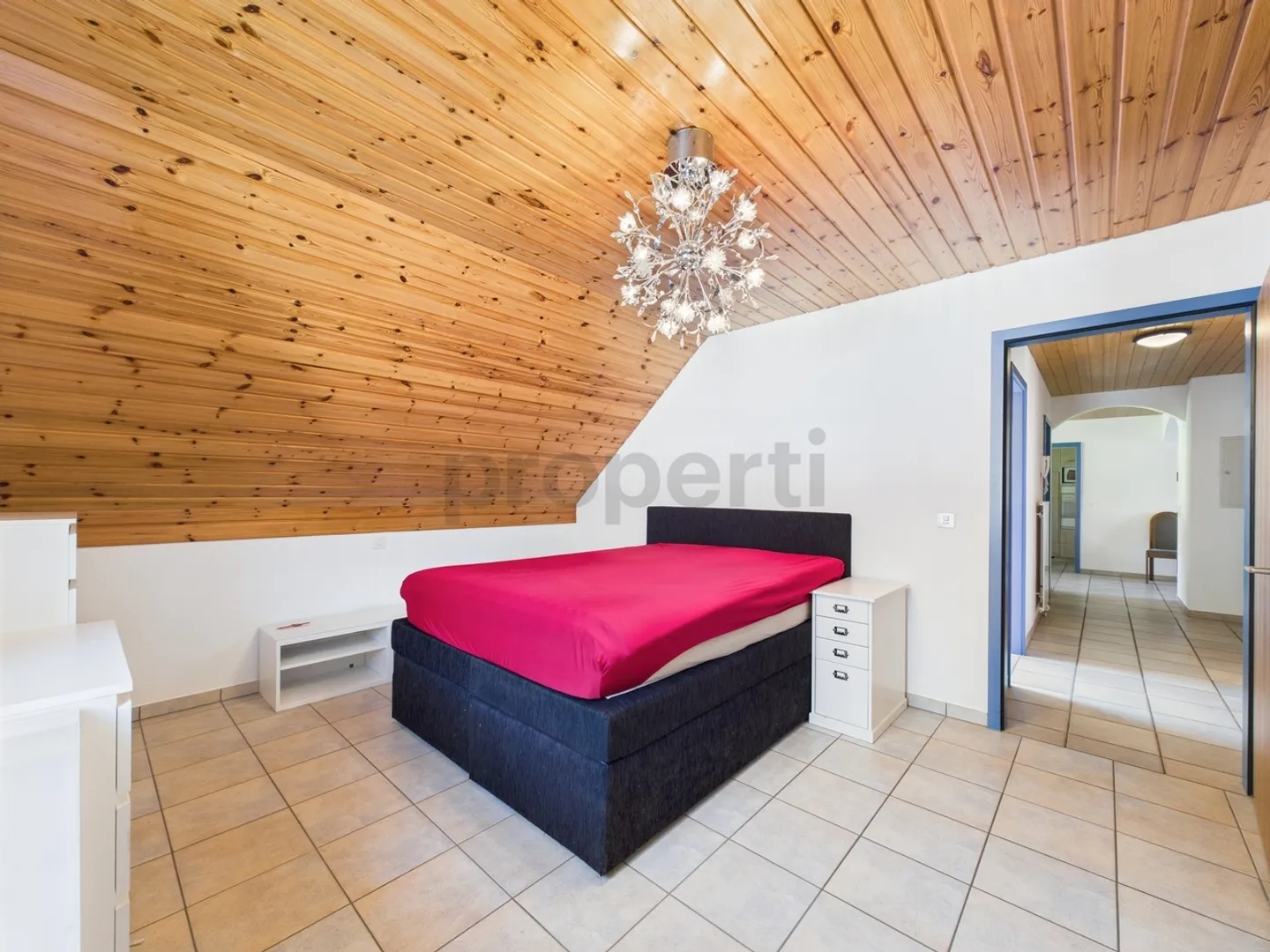 Dreamy 4.5-Room Penthouse in Wölfinswil, Canton AG - Photo 5 of 12