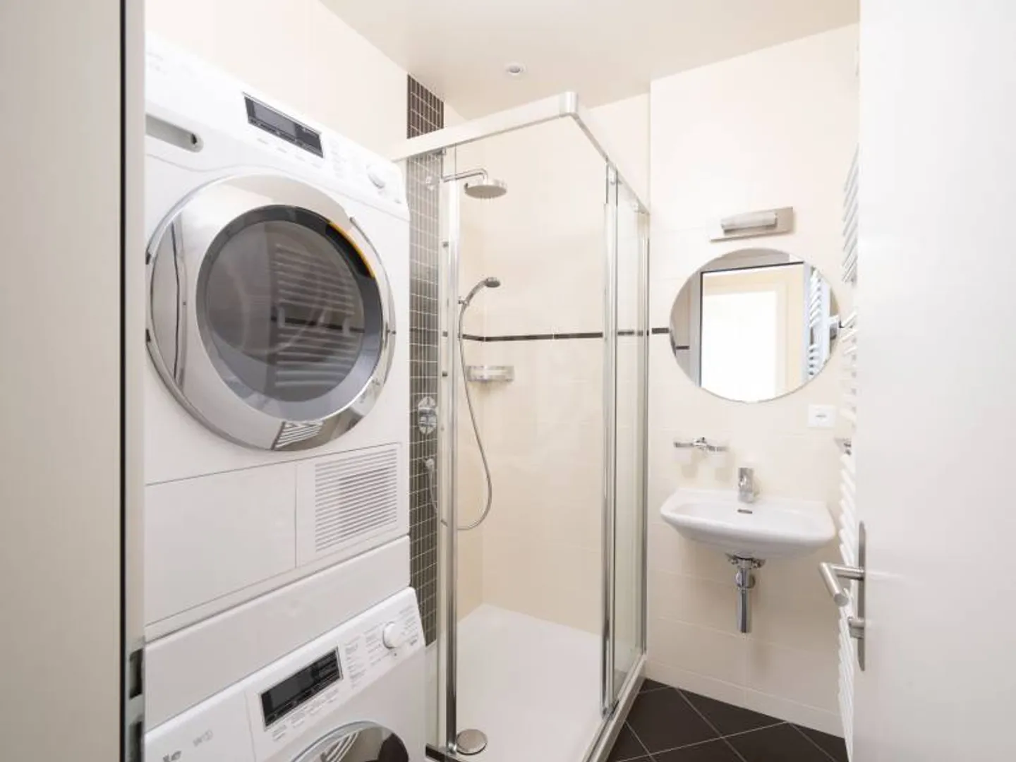 Appartement spacieux à Carouge - Photo 11 sur 12