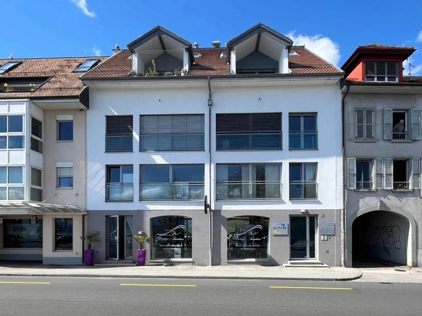 90 m² offices with a view of Lake Geneva and spacious terrace - Photo 1 of 4