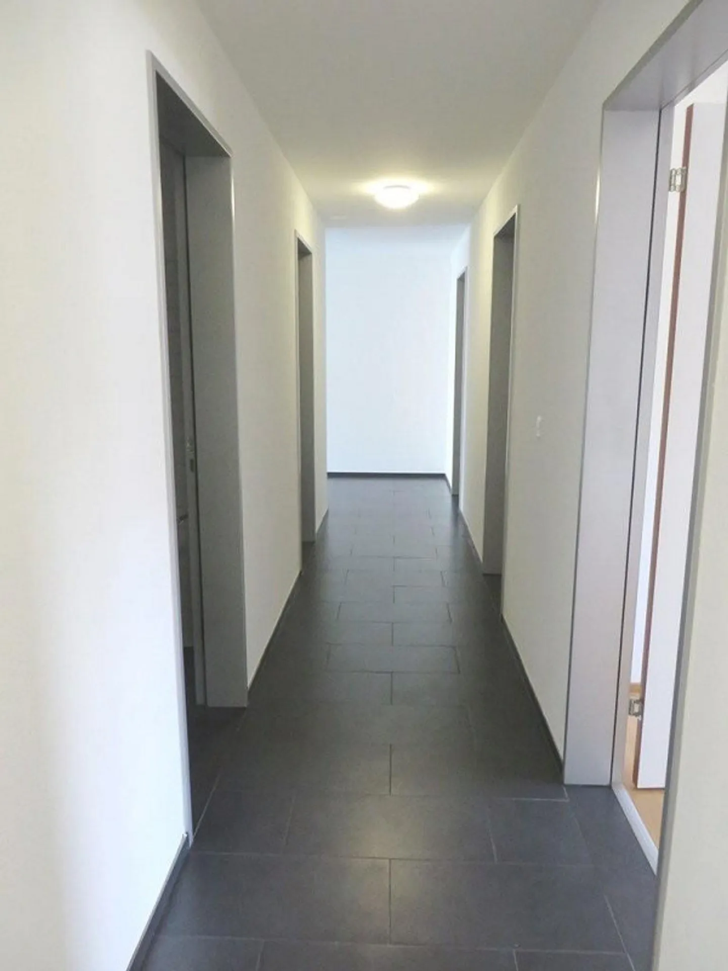 Appartement confortable avec coin salon ensoleillé dans le jardin - Photo 6 sur 6
