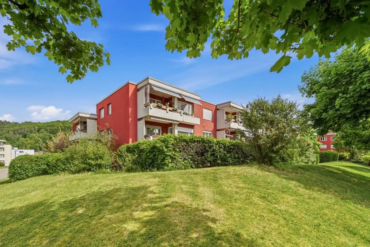 ARRIVER, SE SENTIR BIEN, RESTER - APPARTEMENT DE 2,5 PIÈCES À WÜRENLOS - Photo 8 sur 9
