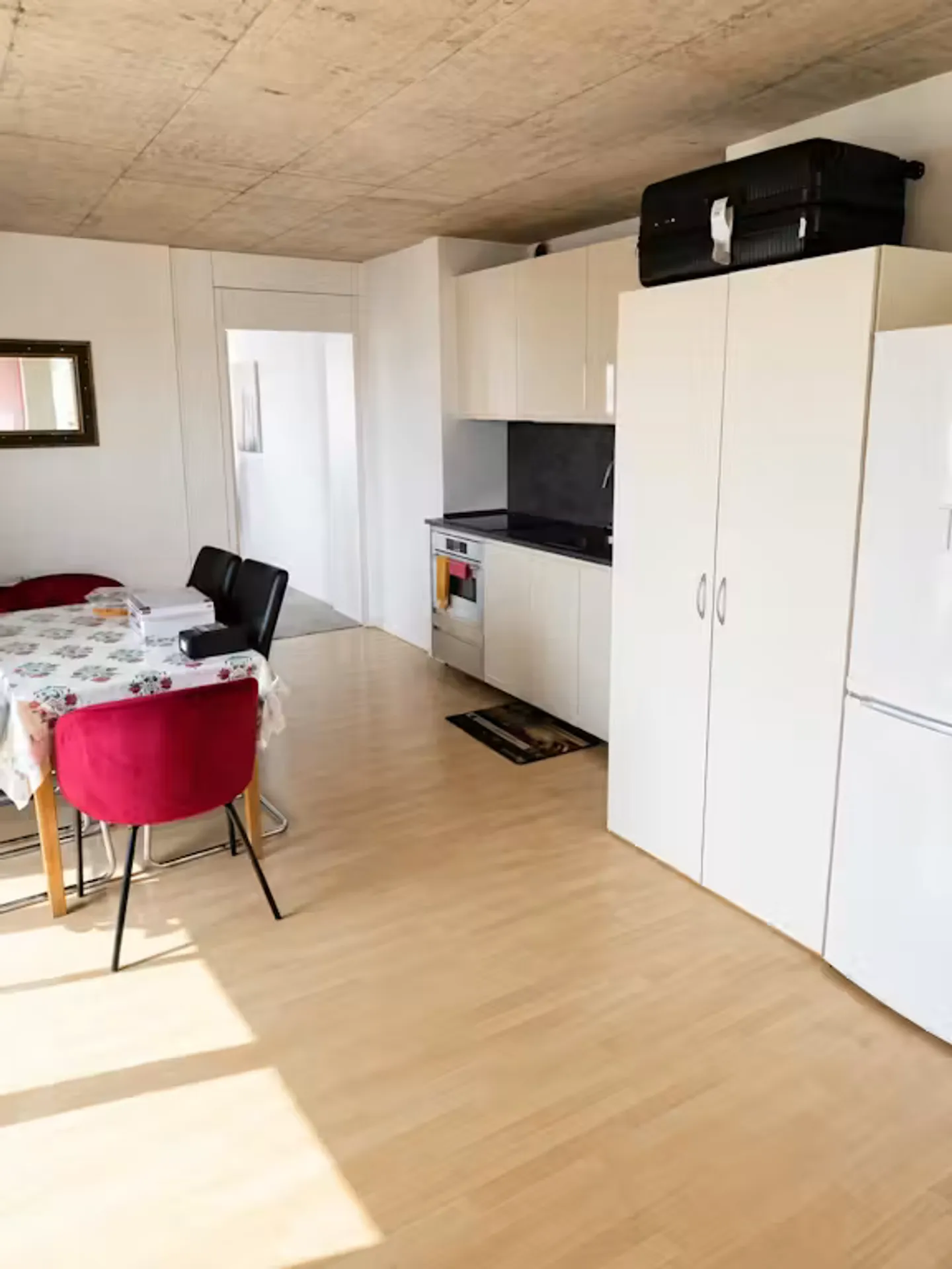 Charming Chalet in Wallisellen - Photo 9 of 10