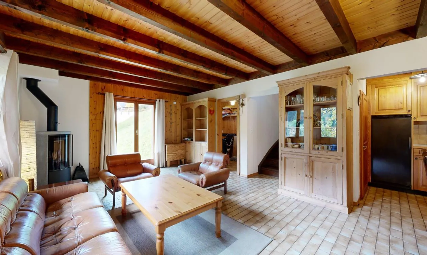 Exclusive: 5-bedroom chalet with a beautiful south-facing orientation - Photo 3 of 13