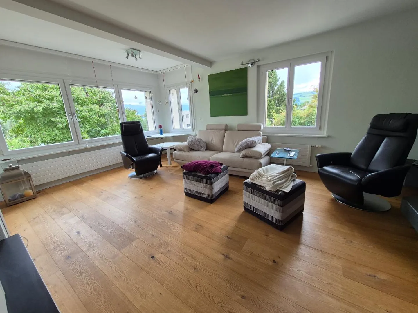 6 Room Single Family House - Photo 2 of 5