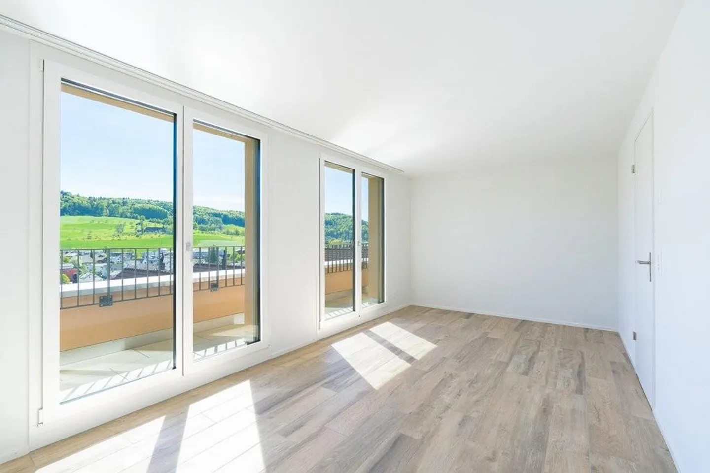 PRIMA LOCAZIONE - Casa unifamiliare a schiera di 6,5 stanze con impianto fotovoltaico - Foto 10 di 11