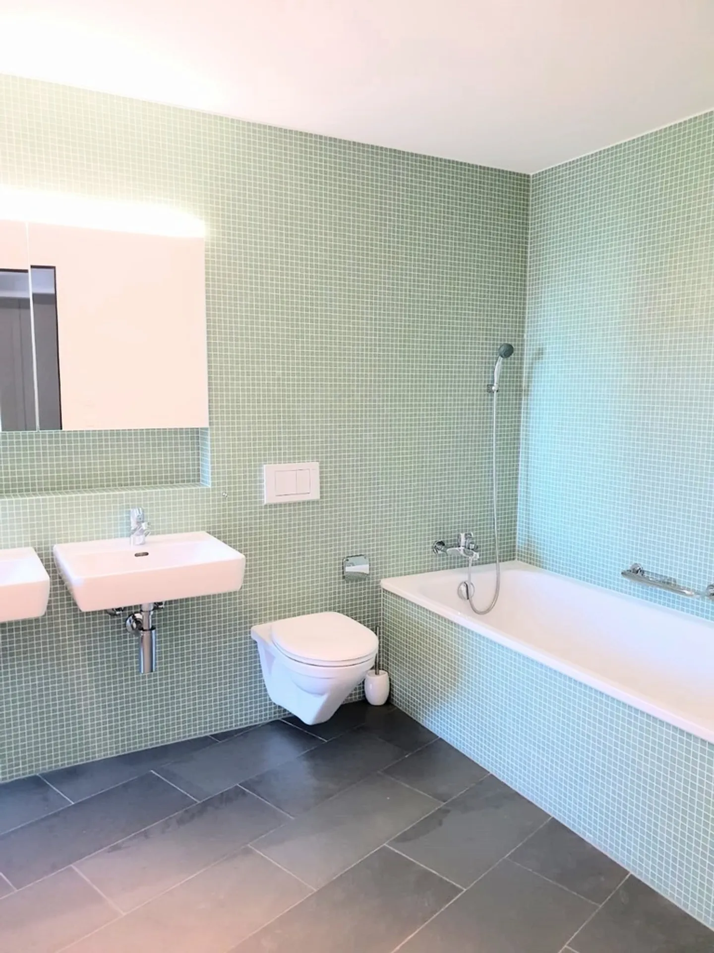 La tua nuova oasi di benessere in una posizione residenziale ideale! - Foto 7 di 7