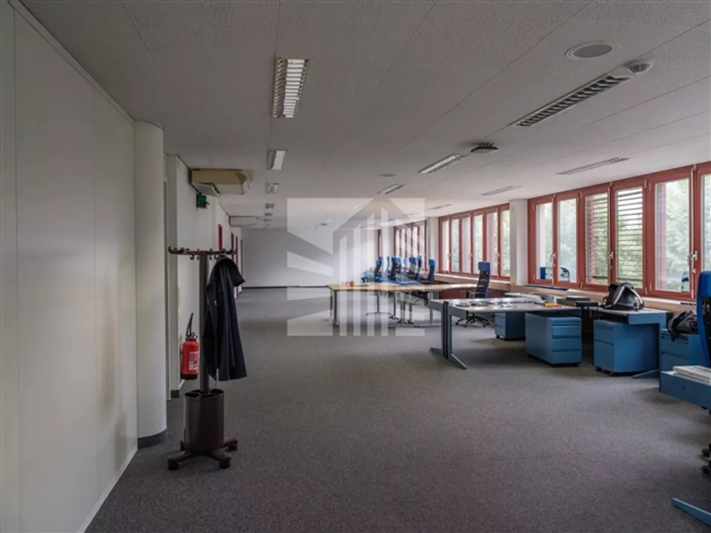 Apartment - Photo 3 of 13