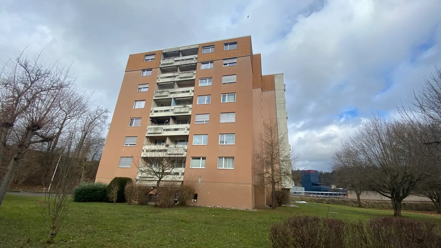4,5-Zimmer-Wohnung mit Balkon, Aufzug und einem Parkplatz. - Foto 20 von 24