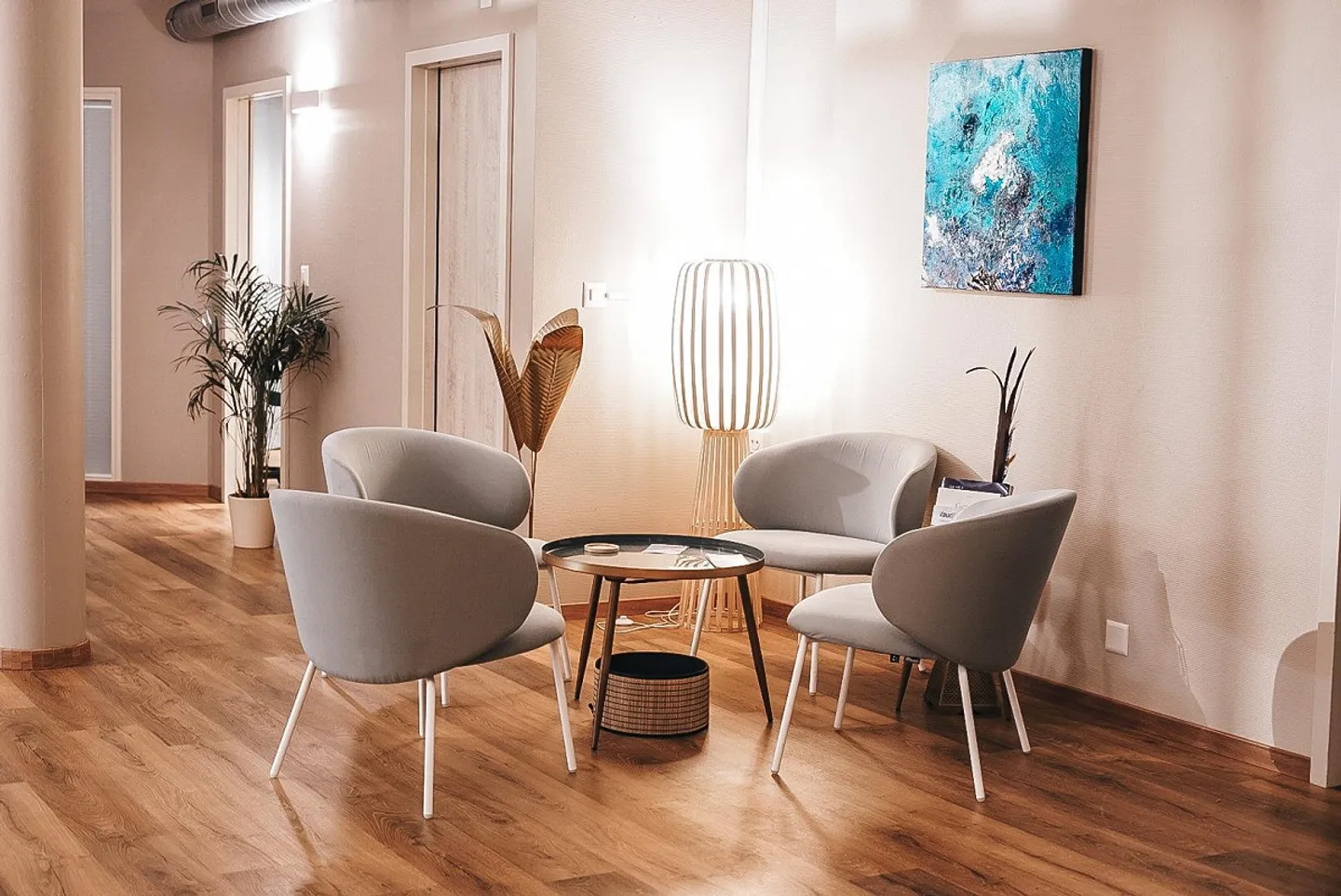 Magnificent new psychotherapy offices for rent - Photo 2 of 4