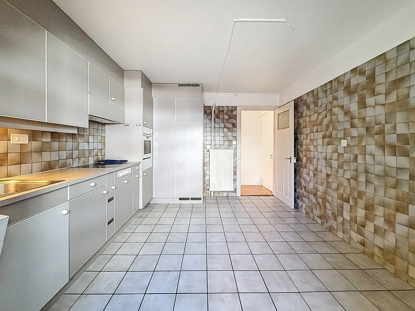 Blocco residenziale affascinante con tre appartamenti nel centro di Friburgo - Foto 3 di 14