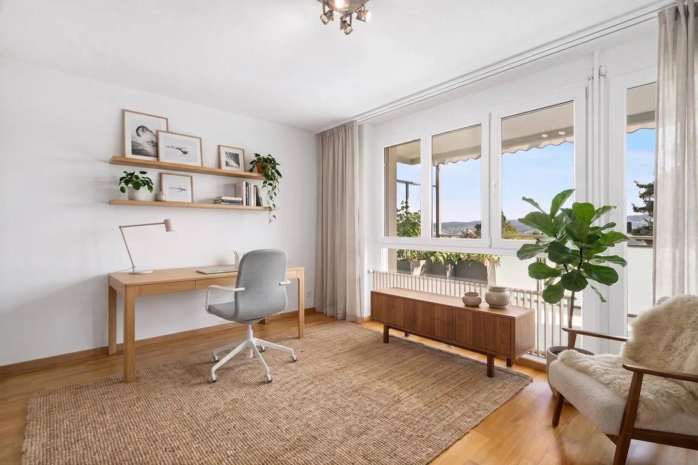 Vivere con vista panoramica sui tetti di Oberrieden - Foto 19 di 27
