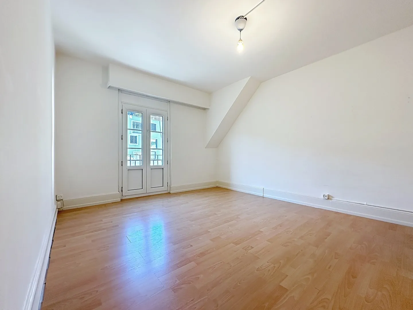 Blocco residenziale affascinante con tre appartamenti nel centro di Friburgo - Foto 7 di 14