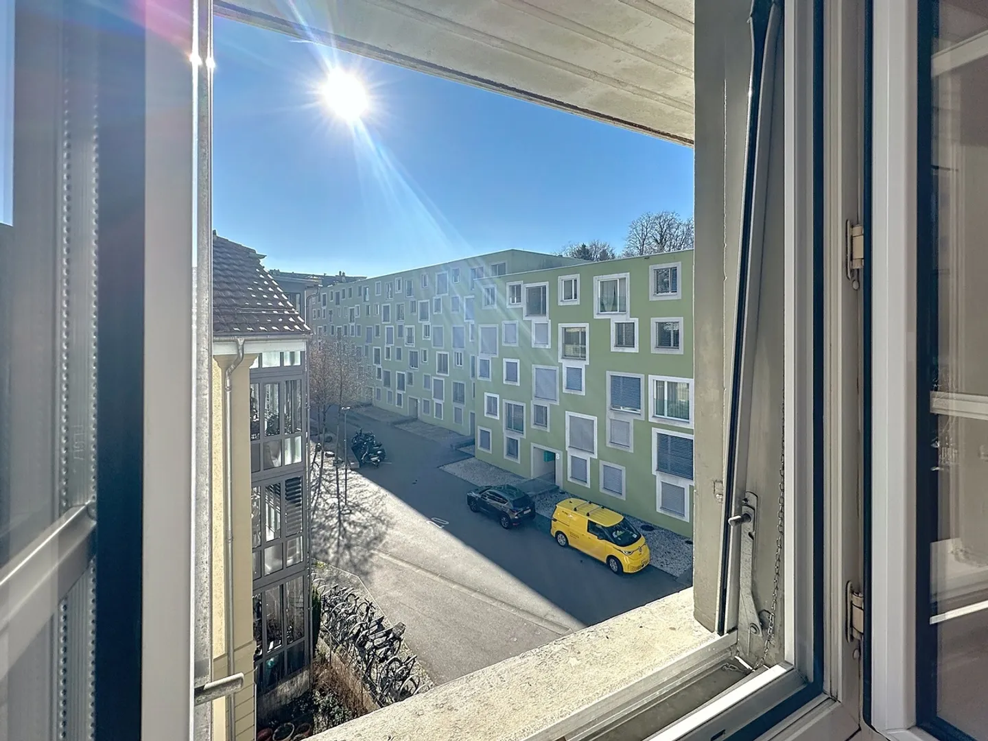 Blocco residenziale affascinante con tre appartamenti nel centro di Friburgo - Foto 10 di 14