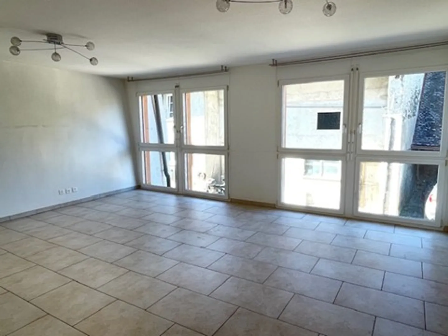 Appartement lumineux 2.5 pièces - Photo 5 sur 7