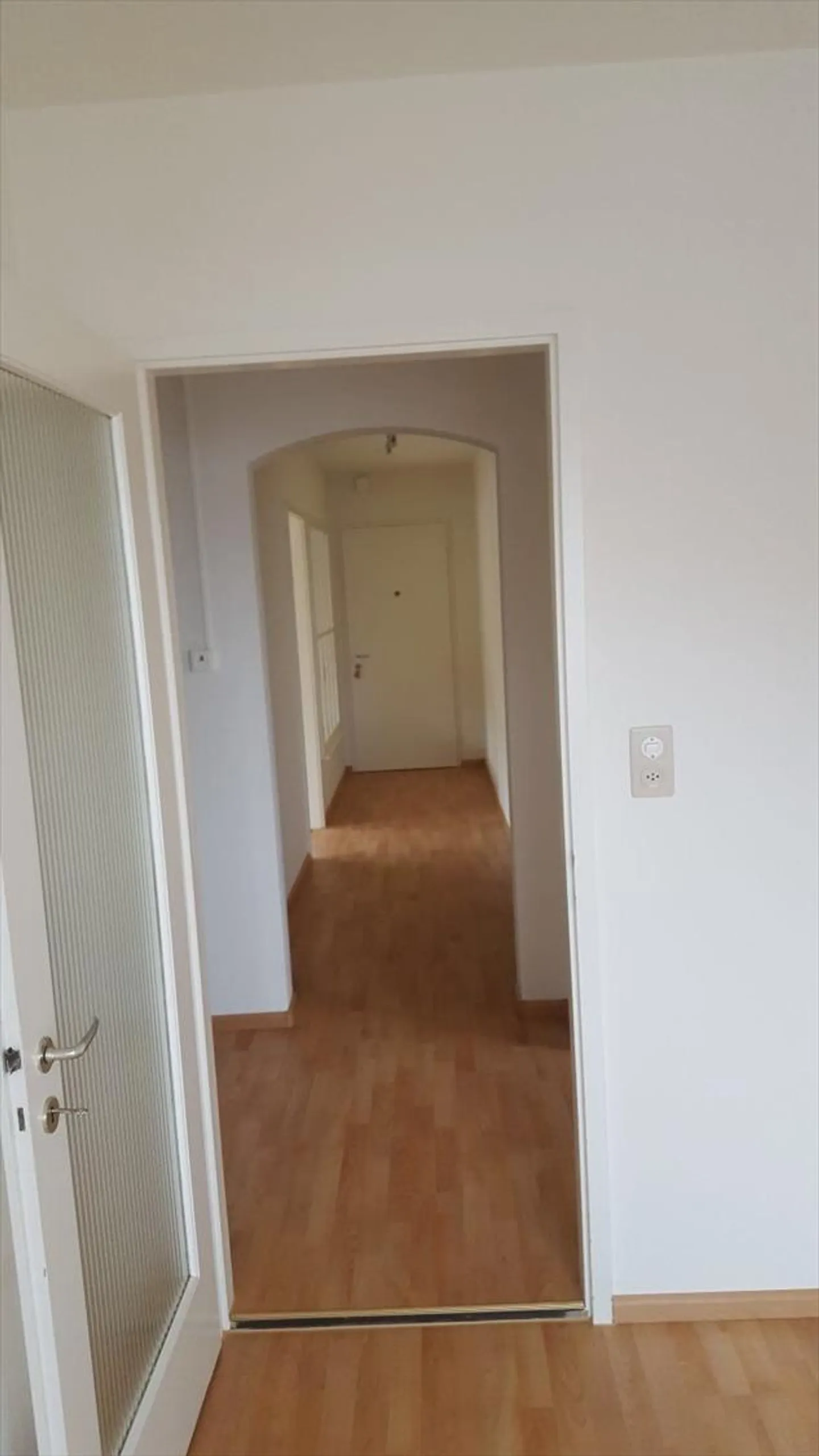Appartement 3 pièces abordable avec cuisine moderne à Münchenstein ! - Photo 8 sur 9