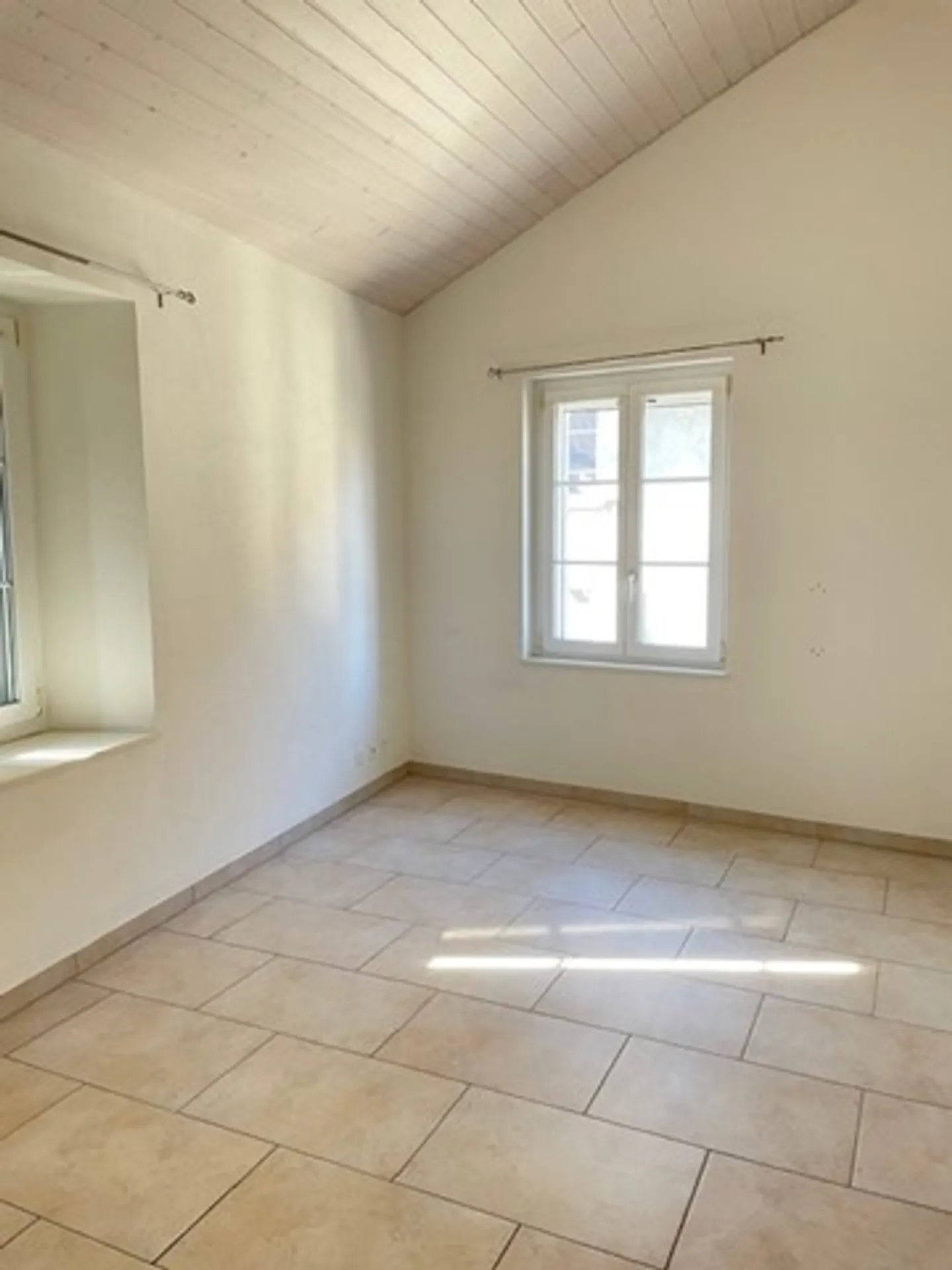 Appartement lumineux 2.5 pièces - Photo 6 sur 7