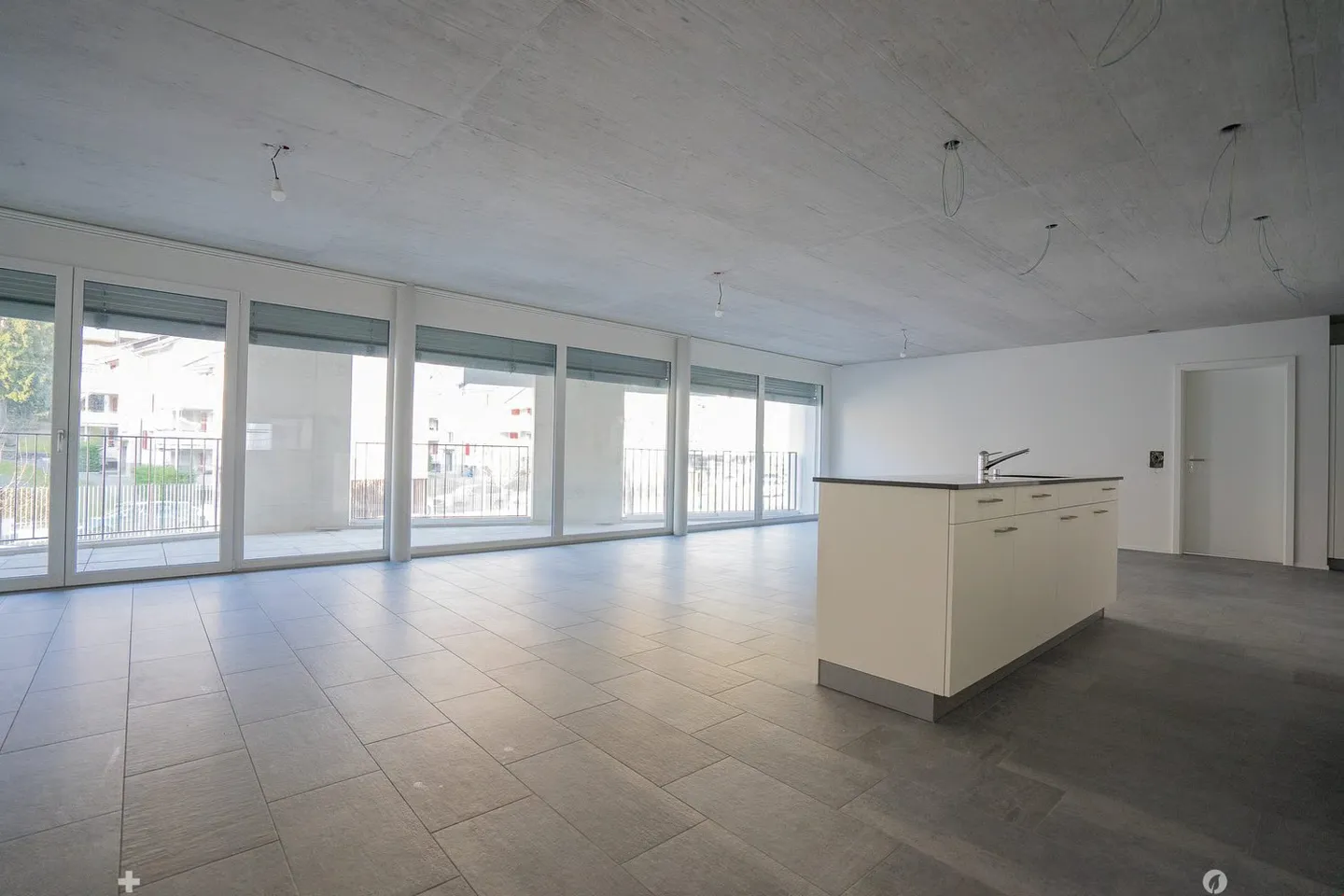 Möbliertes Zimmer mit eigenem Bad - Foto 5 von 8