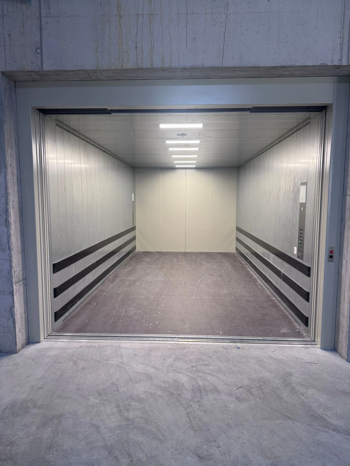 Industrial Park Plonserfeld - Commercial 3rd Floor from 200m²-796m² - Photo 6 of 8